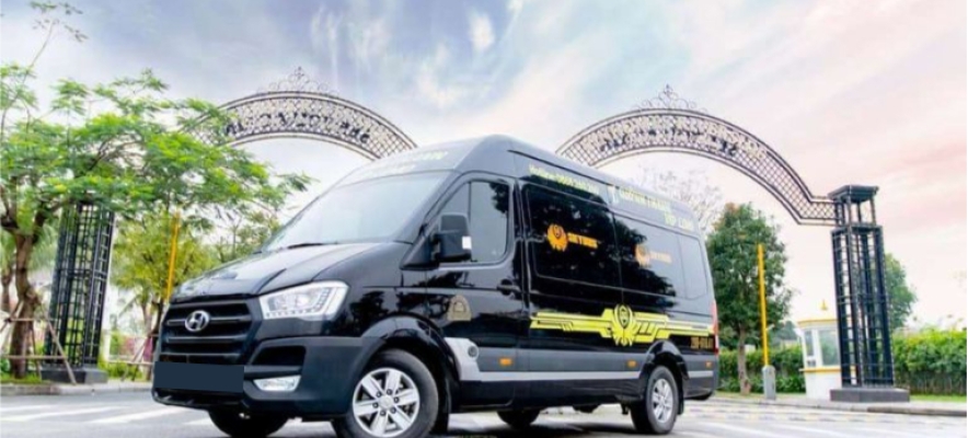 Luxury Limousine 11 Seats 