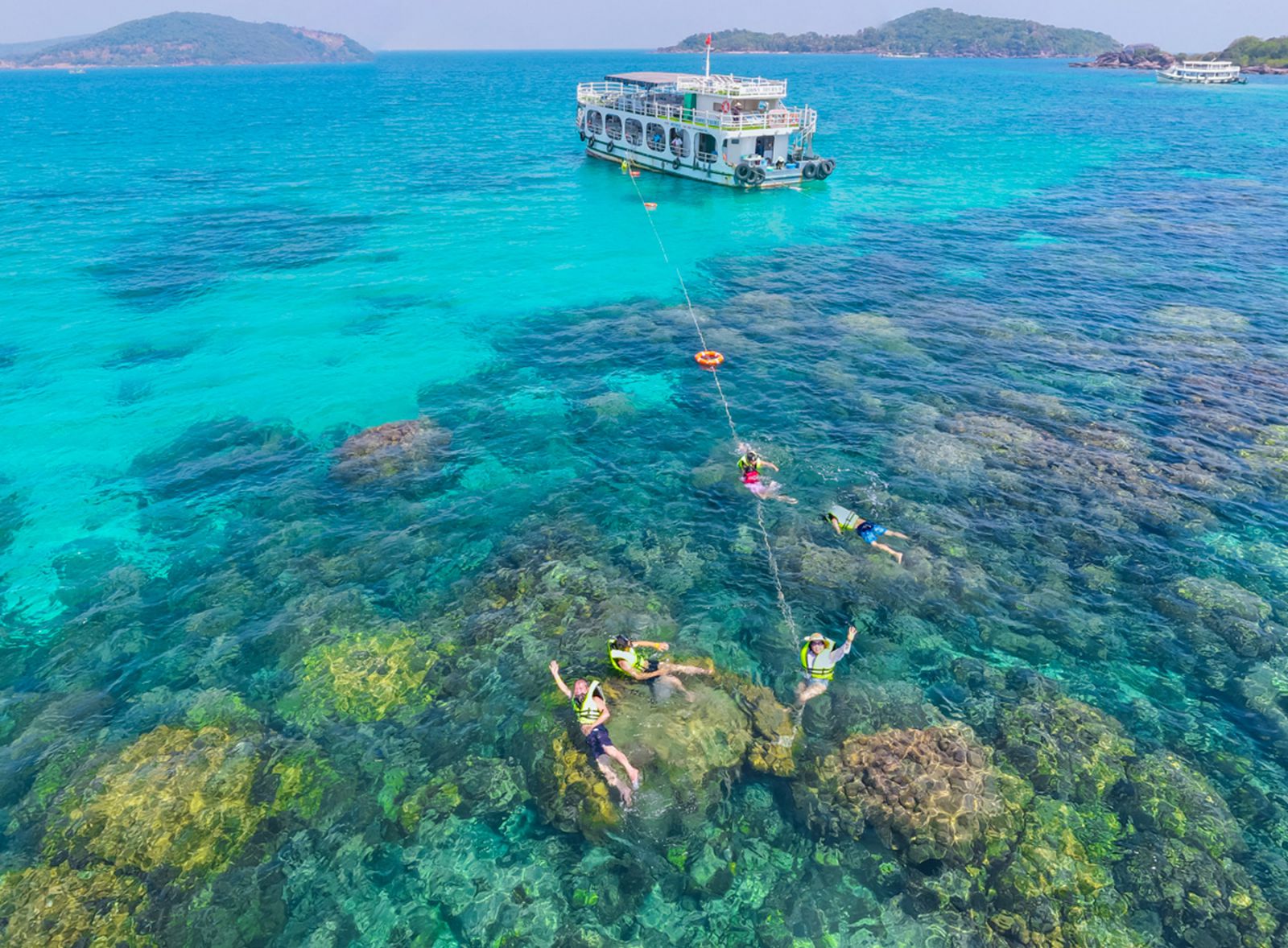 2 Days Phu Quoc - South & East Island Snorkeling Tour (Exclude Hotel)