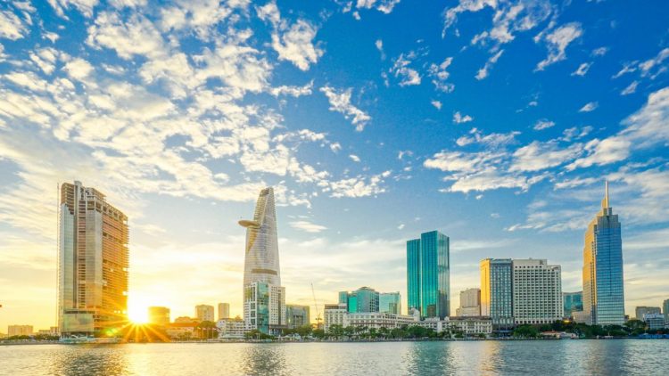 7 Days Vietnam Luxury (Included Hotel)
